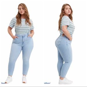 Levi’s 711 Skinny Light Wash size 34x28